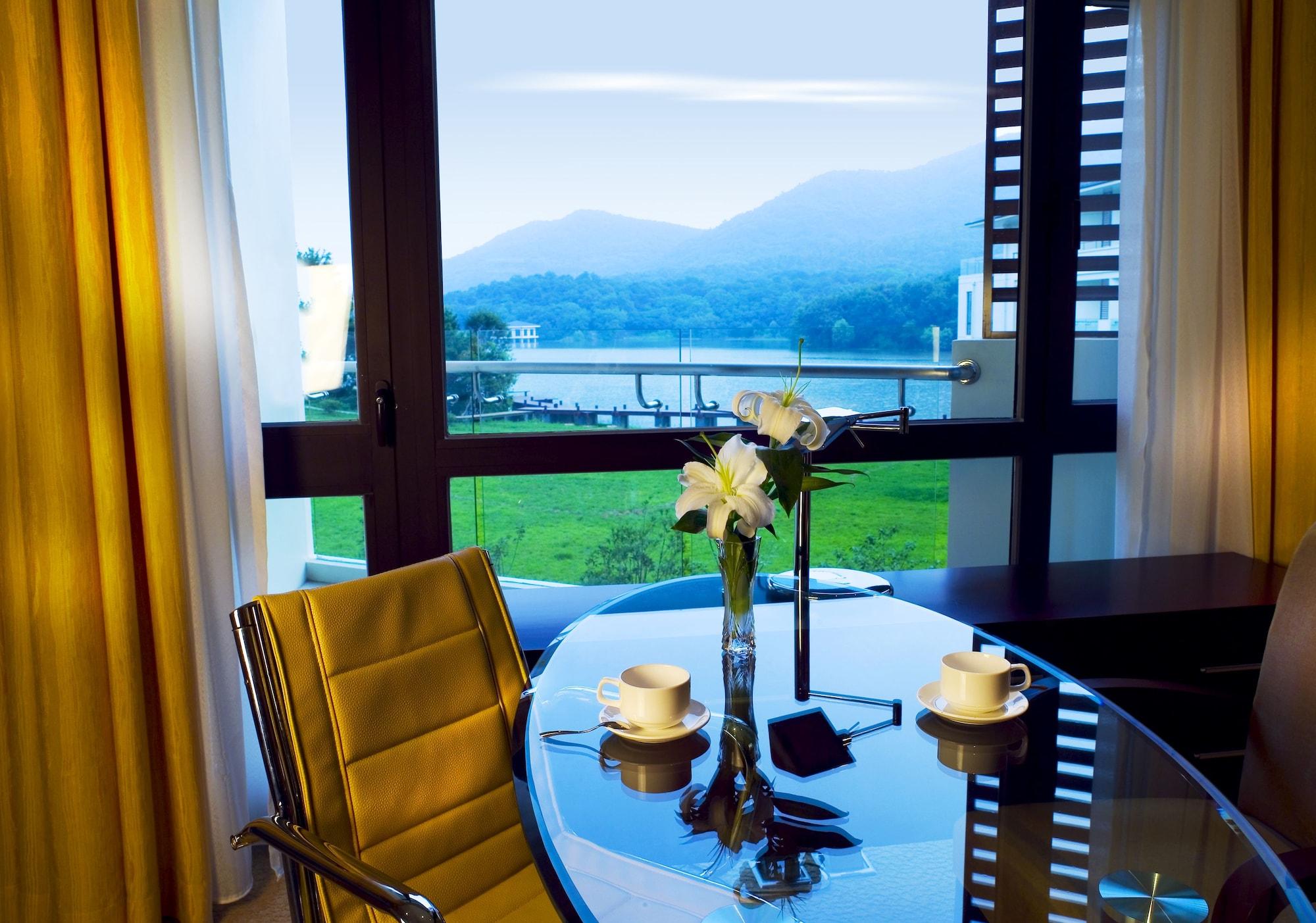 The Purple Palace - Jinling Hotels & Resorts Nanjing  Exteriör bild